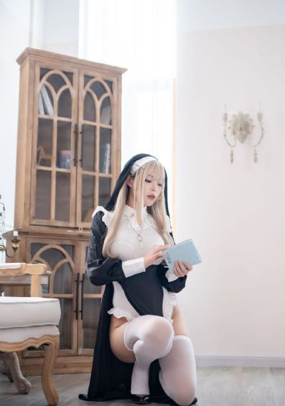 欧美女骑女_日韩资源完整版BD高清中字