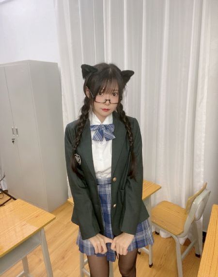100部看黄禁用免费在线_剧情片高清完整版